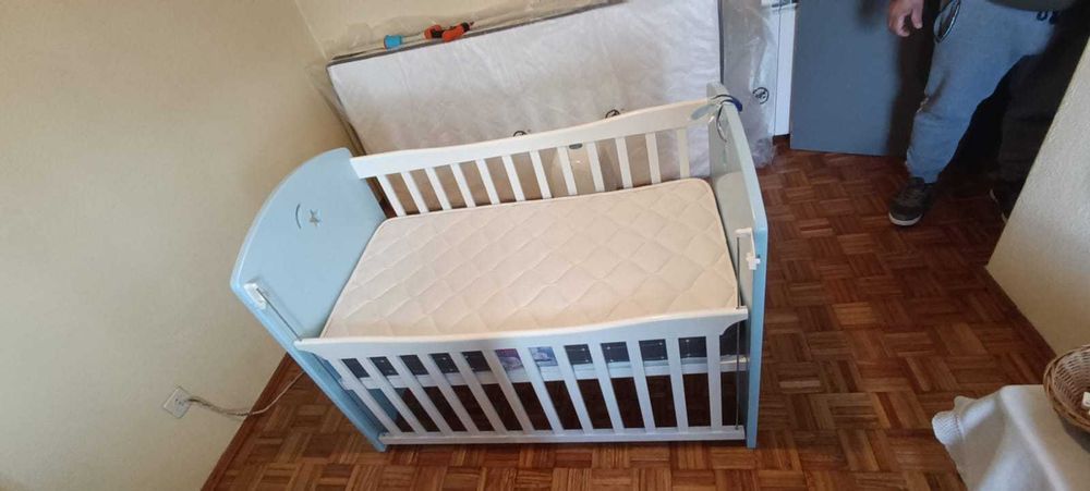 Berços com colchão
