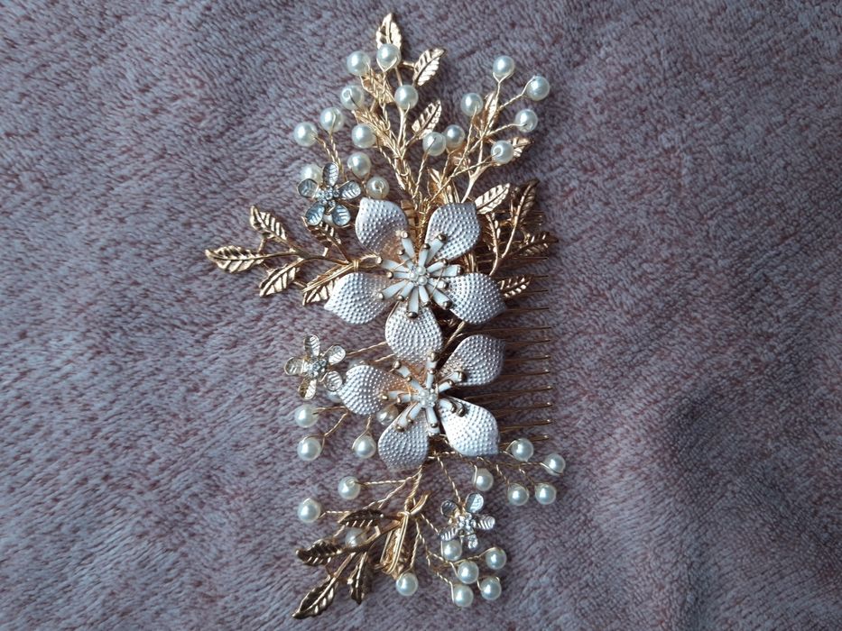 Sprzedam piękną ozdobę do włosów