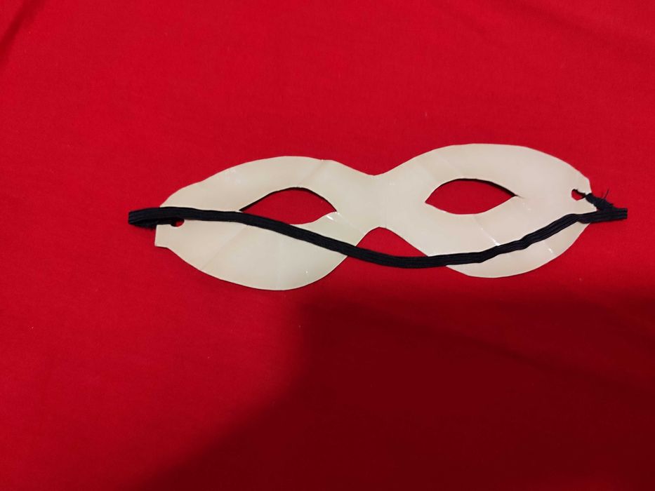 Маска новогодняя очки б у