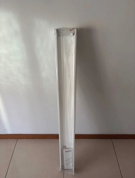 Prateleira molduras IKEA