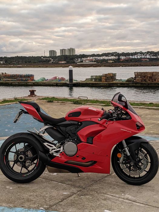 Ducati Panigale V2