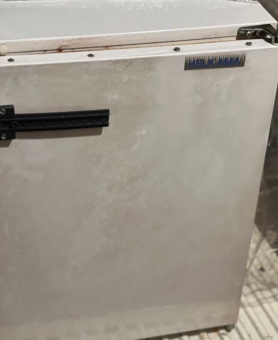 Холодильник барний міні б/у