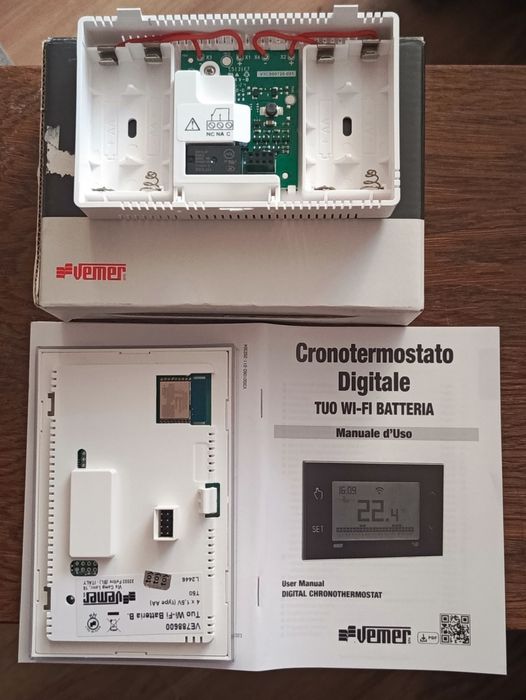 VEMER VE78860 TUO WIFI nteligentny termostat ścienny.