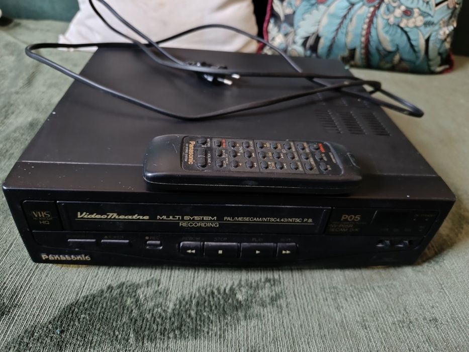 Відео програвач під відеокасету Panasonik