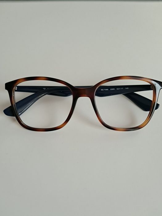 Oprawki korekcyjne damskie marki Ray Ban