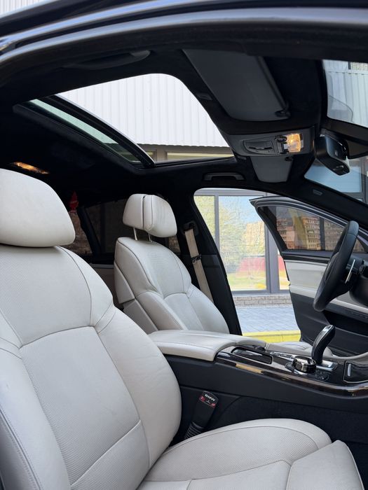 Продам BMW 535i F10