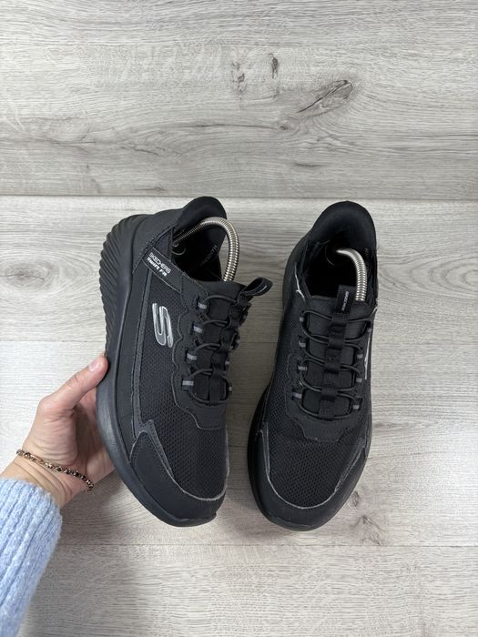 Skechers чоловічі  кросівки 42 розмір