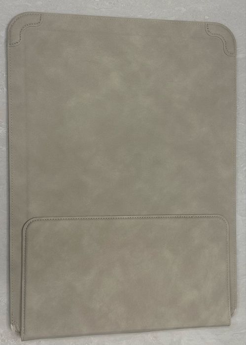 Продам  чехол- подставку для ноутбука 15