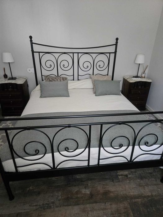 Estrutura cama IKEA