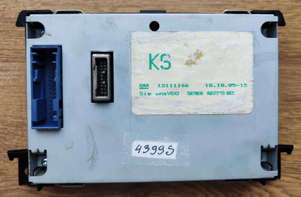 Wyświetlacz kolorowy CID 3 linie CD83 Opel Astra H wylogowany z PIN