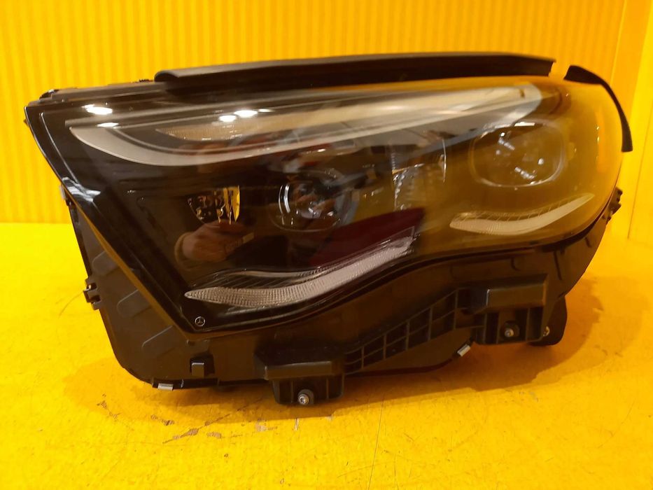 Бампер передний комплект с разборки Mercedes E W214 запчасти б/у шрот