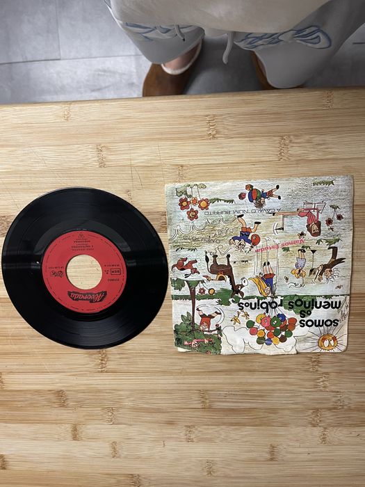 Vinil Musicais Infantis (Abrir para ver preços)