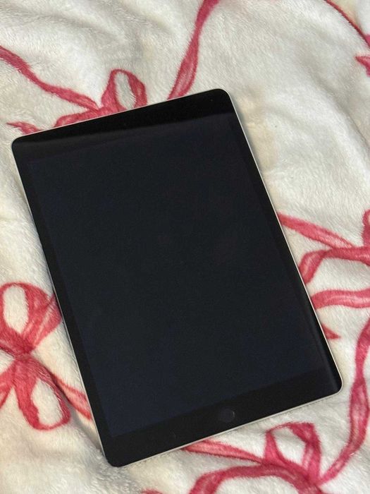 ipad 9 th. 256 Gb srebrny