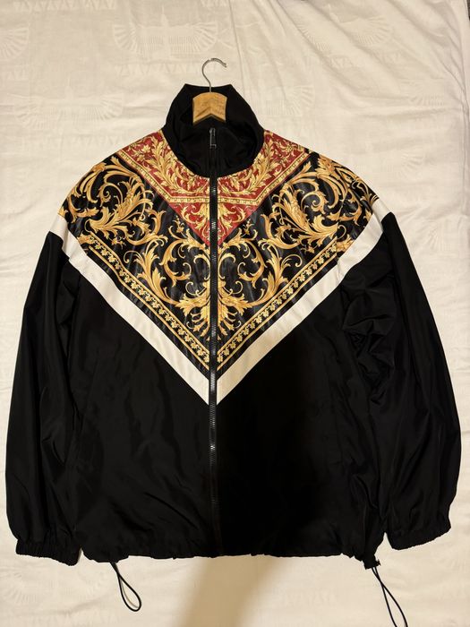 Casaco Versace em Seda