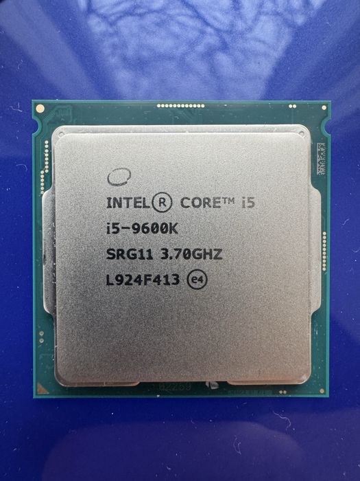 Процесор Intel Core i5 9600k