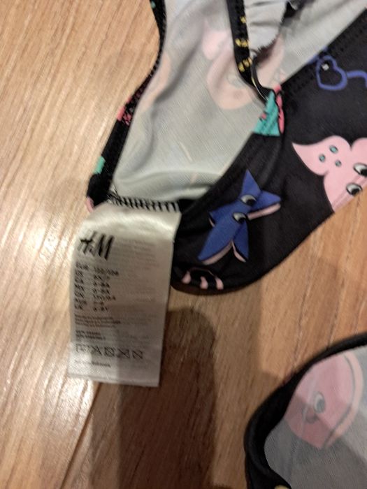 Stroje kąpielowe dziewczynka 110 i 122