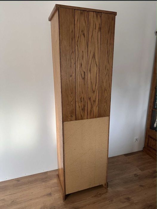 Regał dębowy słupek