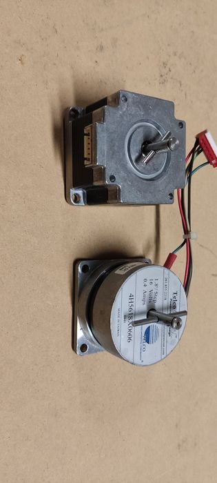 Motores stepper| Stepper motors - 5 POR 5€