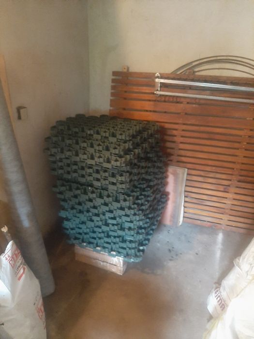Kratki  na trawę 31szt  na  samochód  osobowy prezent  gratis