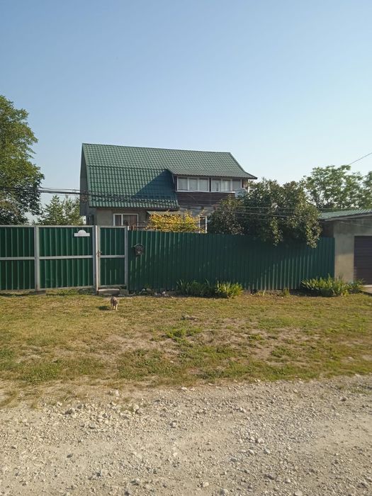 Продаж будинку )