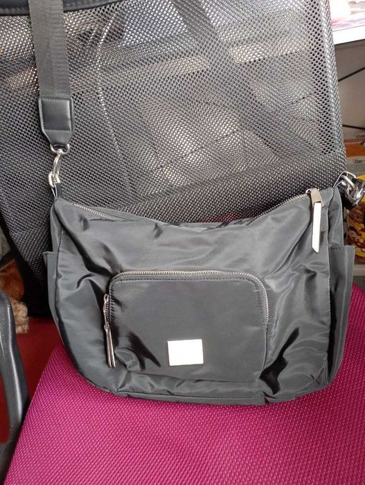 Bolsa de senhora da marca Tiffosi.