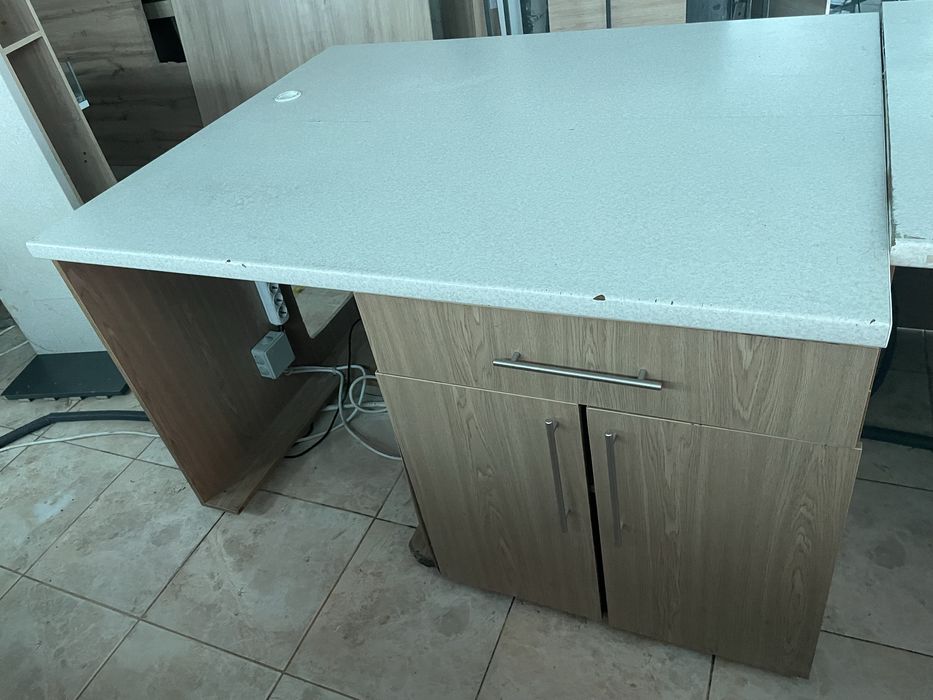 Стіл стільниця