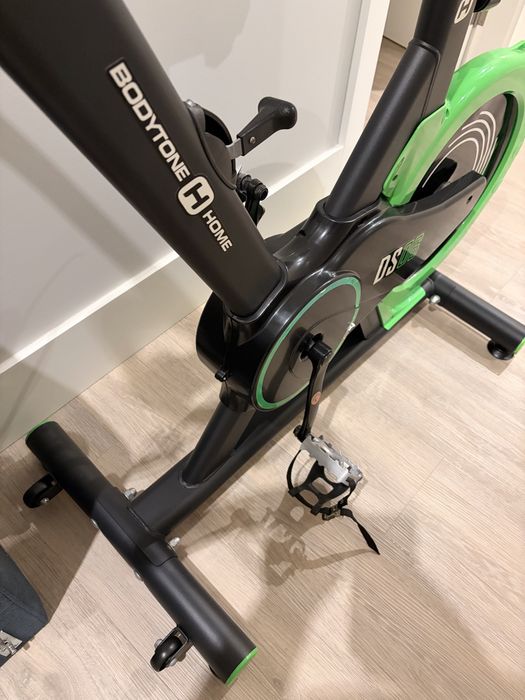 Bicicleta estatica em bom estado436767847749396482
