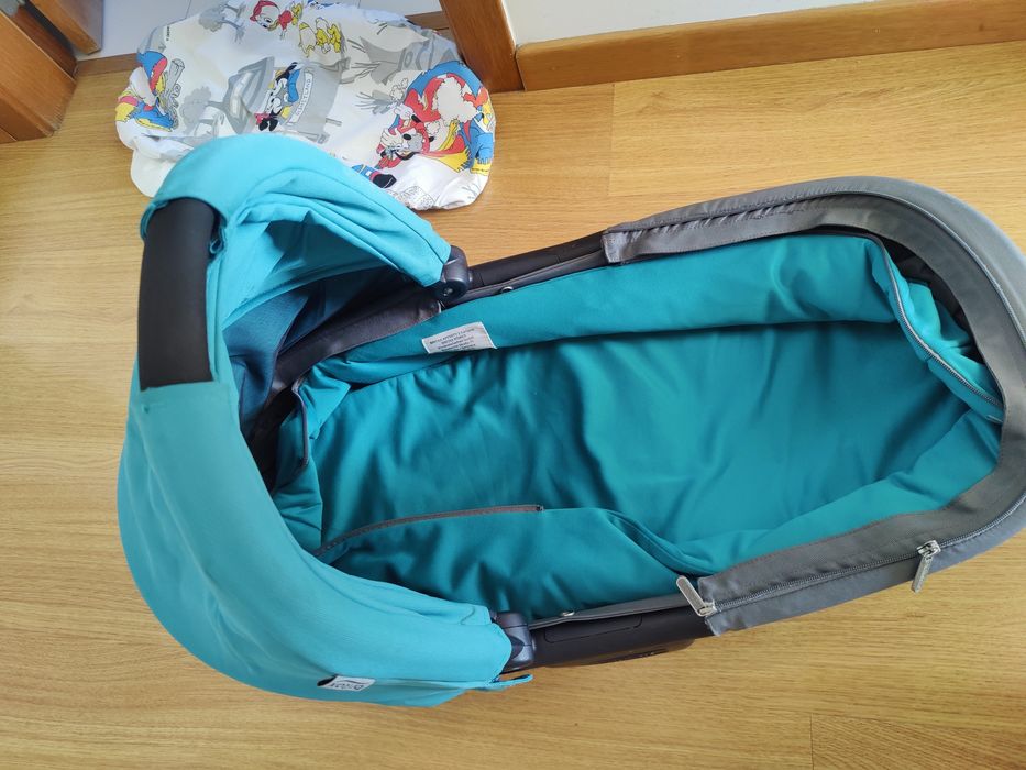 Trio (ovo + carrinho + alcofa) Britax-Roemer como novo com acessórios