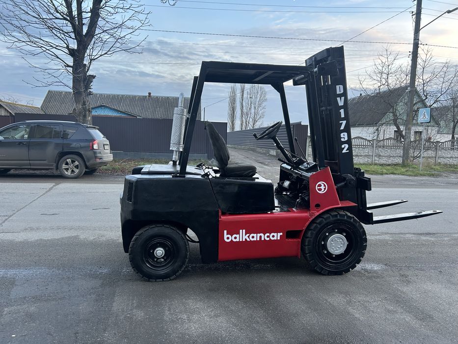 Навантажувач Balcancar dv1792