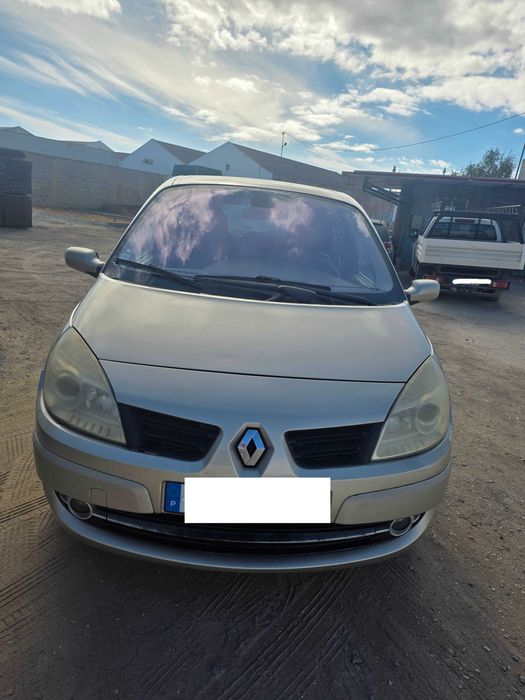 Renault Grand Scénic 1.5 dCi Luxe - 7 lugares - Edição especial — photo 2