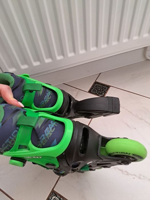 Роликові ковзани REACTION CALAXY