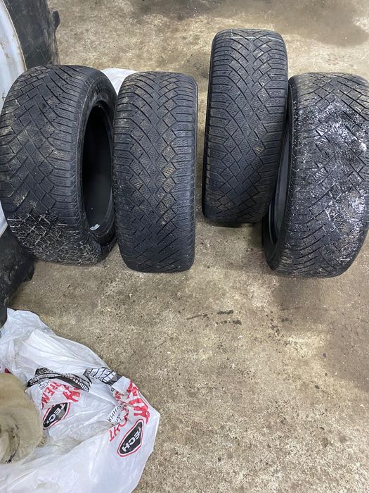 Резина зимова Continental Viking Contact7 265/55/19 22рік