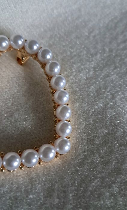 Broszka serce perły złoty serduszko perełki biała agrafka