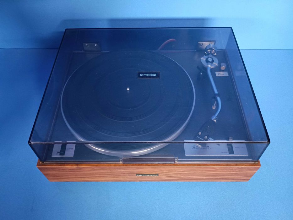 gira-discos PIONEER PL-10