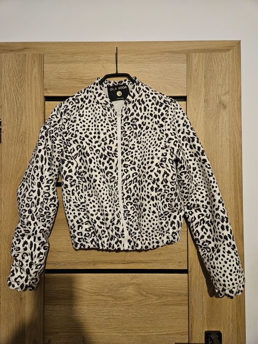 Damska kurtka bomberka O'la voga. Rozmiar S