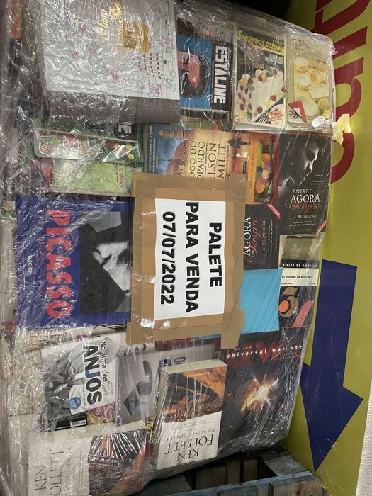 Palete de livros manuseados para Venda- Oportunidade