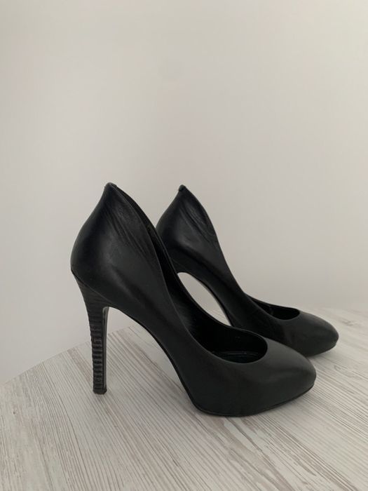 Класичні туфлі BCBGmaxazria