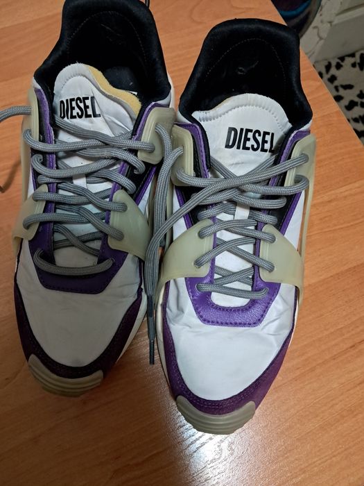 Кроссовки оригиналы 44 размер адидас, дизель