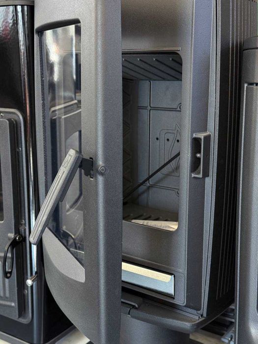 Піч-камін для котеджу без газу — Plamen Aria | Карпати