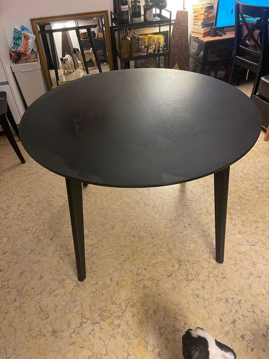 Mesa Ikea como nova * Possivel entrega em maos.