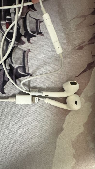 earpods lightning