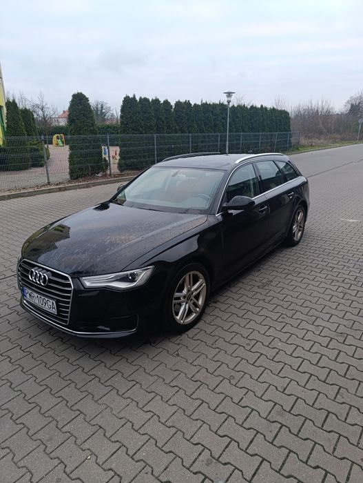 Samochód Audi Kombi