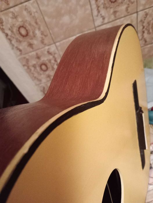 Акустична гітара Орфей пловдів