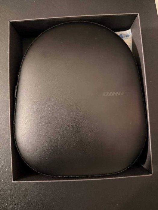 Słuchawki nauszne BOSE Noise Cancelling Headphones 700 ANC Czarny