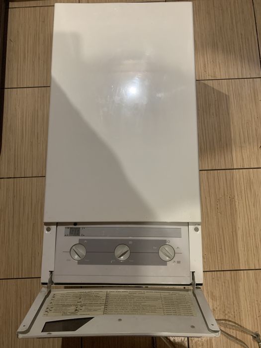 Продам котел двоконтурний Termet turbo , трубу “daikin” , ємкість.