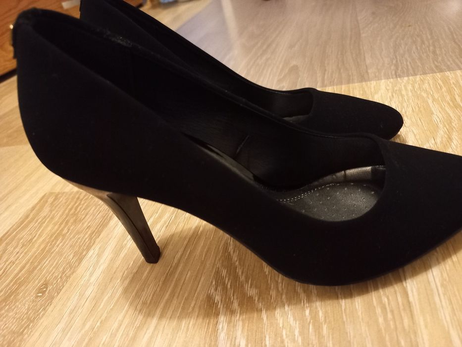 Czarne szpilki buty wysoki obcas 9 cm, roz. 35 NOWE