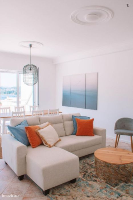 Apartamento com 4 quartos - localizado em Viana do castelo