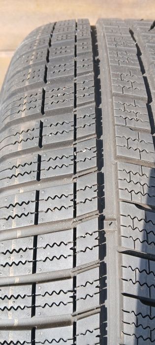Opony zimowe Hankook 225 45 18