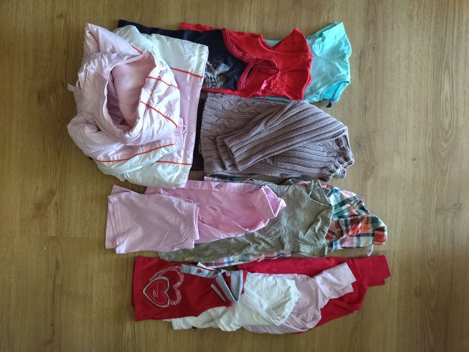 Paka ubranek dziewczęcych 6-12 miesięcy