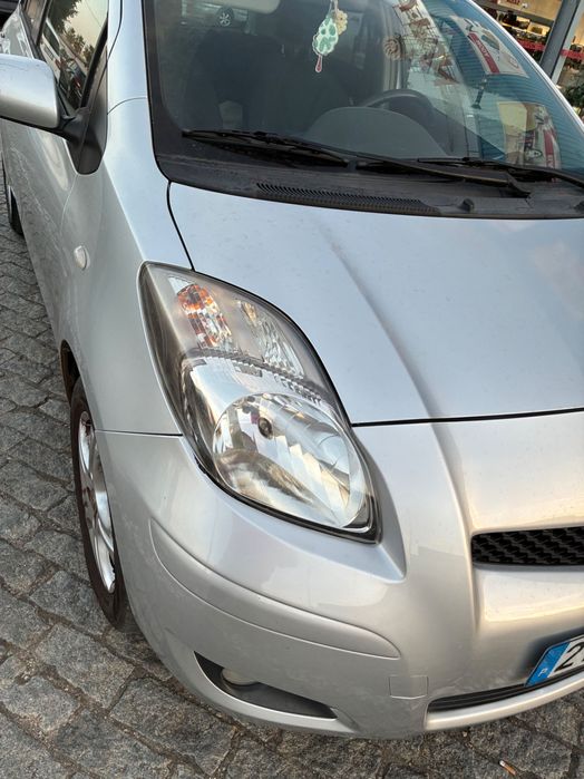 Vendo Toyota Yaris
